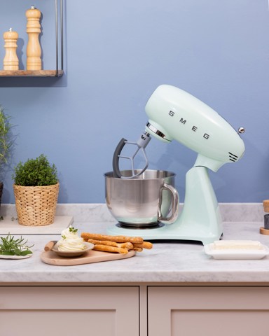 Smeg SMF05PGEU sbattitore Sbattitore con base 1000 W Verde