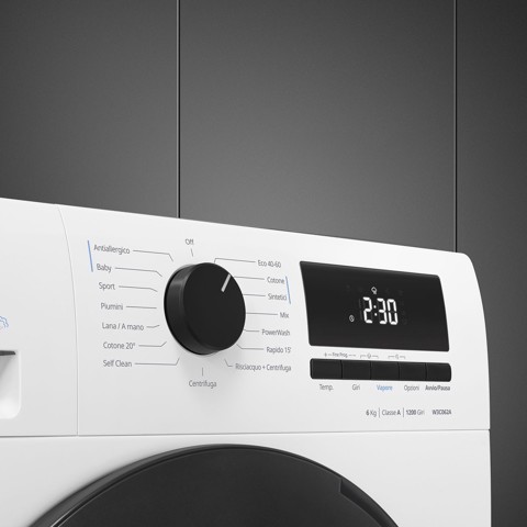 Smeg W3C062A lavatrice Caricamento frontale 6 kg 1200 Giri/min Bianco