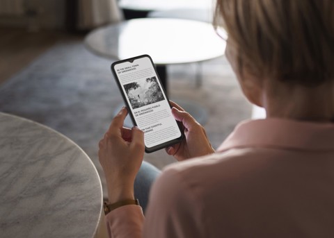 TCL K70 SE 16,7 cm (6.56") Doppia SIM Android 16.0 4G USB tipo-C 4 GB 64 GB 3000 mAh Nero, Indaco