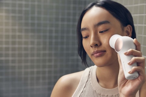 Therabody - TheraFace Pro Bianco, la soluzione più avanzata per la salute del viso