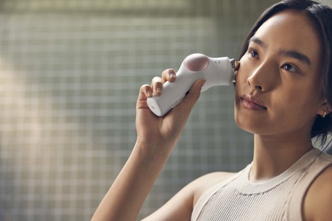 Therabody - TheraFace Pro Bianco, la soluzione più avanzata per la salute del viso