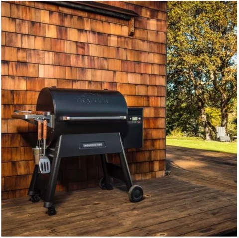 Traeger Barbecue a pellet Ironwood 885 con WiFi e sensore pellet per 16 coperti