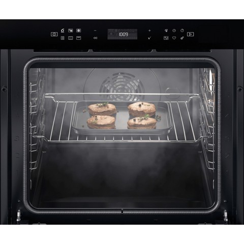 Whirlpool AKZMS 8680 BL 73 L A+ Nero
