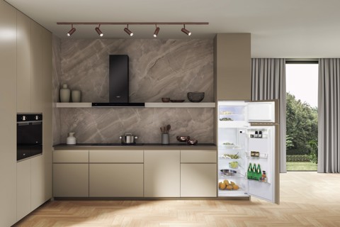 Whirlpool ART 3802 Da incasso 218 L E Bianco