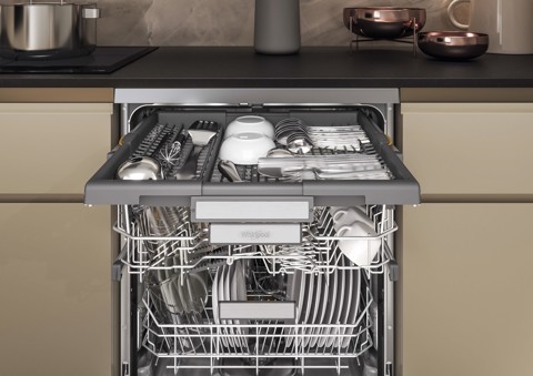 Whirlpool W7F HS51 X Libera installazione 15 coperti B