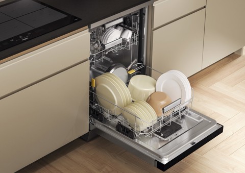 Whirlpool W7F HS51 X Libera installazione 15 coperti B