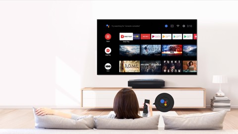 XGIMI Aura videoproiettore Proiettore a raggio ultra corto 2400 ANSI lumen DLP 2160p (3840x2160) Compatibilità 3D Nero, Argento