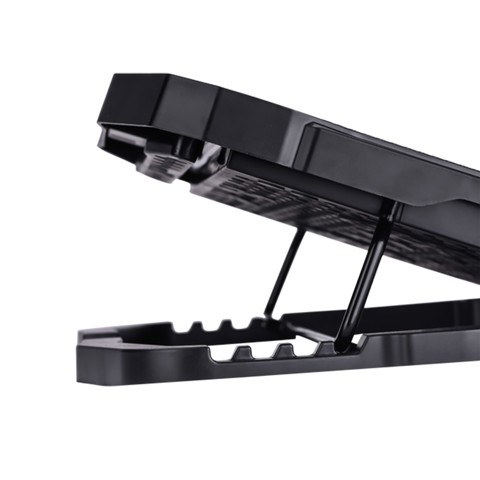 Xtrike Me FN-802 base di raffreddamento per notebook 39,9 cm (15.7") 2000 Giri/min Nero